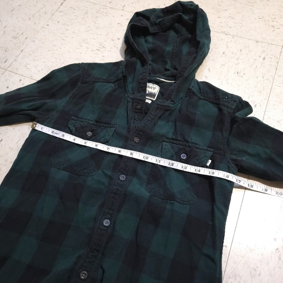 TNA |  Green Plaid Hooded button up flannel boyfriend fit - Picture 12 of 12
